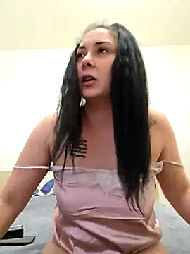 Snapshot of SaraViss20 chatting on 02.04.26 SaraViss20 online show from 02.04.26