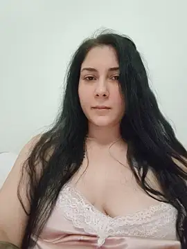 Snapshot of SaraViss20 chatting on 02.15.26 SaraViss20 online show from 02.15.26