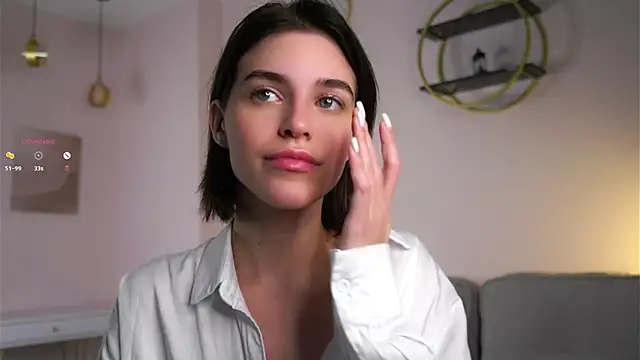 EleneButton online show from 11.22.25