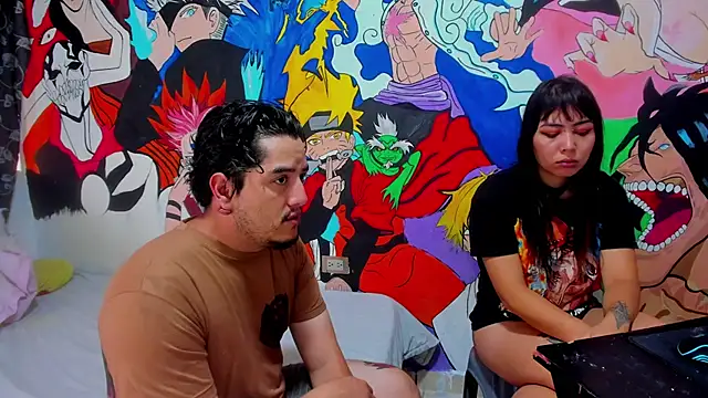 Snapshot of RoxyandAron2 chatting on 12.02.25 RoxyandAron2 online show from 12.02.25