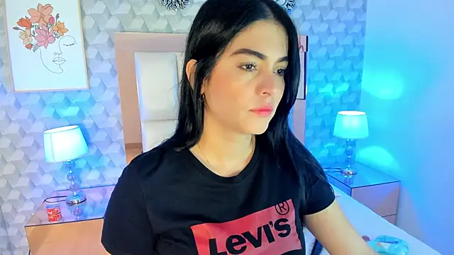 Sasha  sims   online show from 10.29.25