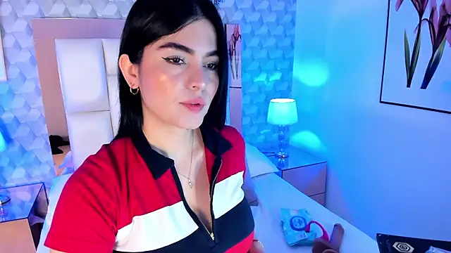 Sasha  sims   online show from 10.30.25