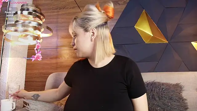 ly lulu online show from 03.31.26