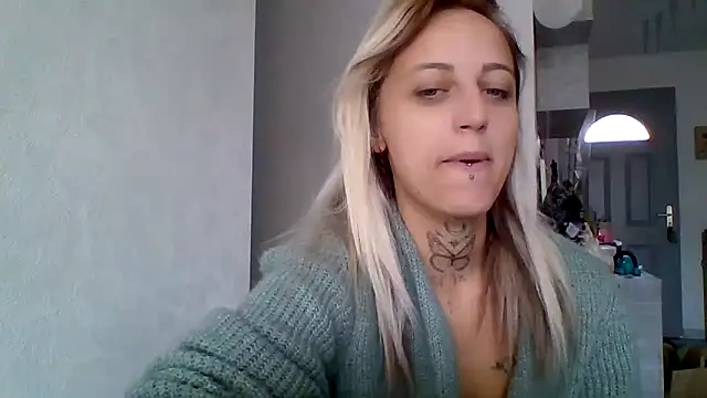 chaudasse sex7 online show from 09.12.25