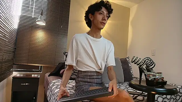Snapshot of Lucian_Morel_S chatting on 10.07.25 Lucian Morel S online show from 10.07.25