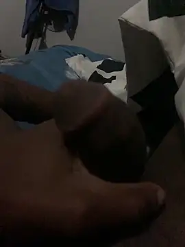 Snapshot of hndrx12 chatting on 09.10.25 hndrx12 online show from 09.10.25