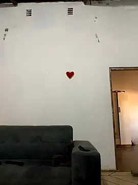 Snapshot of hndrx12 chatting on 10.23.25 hndrx12 online show from 10.23.25