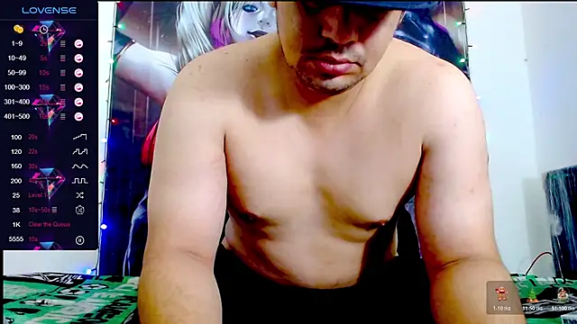 Snapshot of smith_hot29 chatting on 12.21.25 smith hot29 online show from 12.21.25