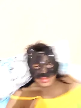 Snapshot of DuCreu chatting on 09.13.25 DuCreu online show from 09.13.25