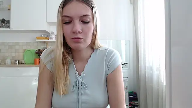 Snapshot of ProstoMaria chatting on 11.03.25 ProstoMaria online show from 11.03.25