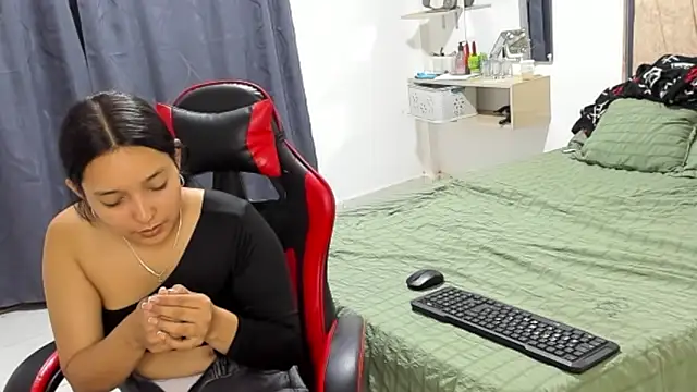 camalara online show from 02.18.26