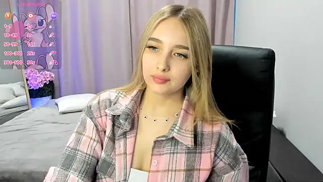 TaisiaHot online show from 02.22.26