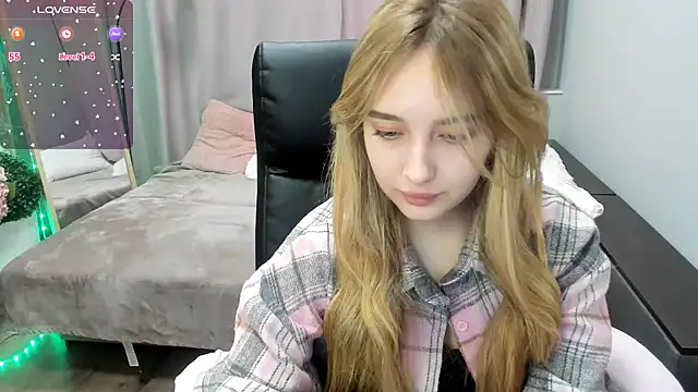 TaisiaHot online show from 03.30.26