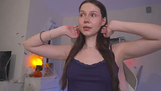 Snapshot of kategoodgirl chatting on 10.28.25 kategoodgirl online show from 10.28.25