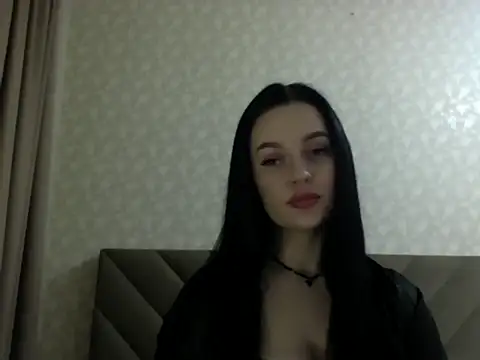 Lulii24 online show from 11.16.25