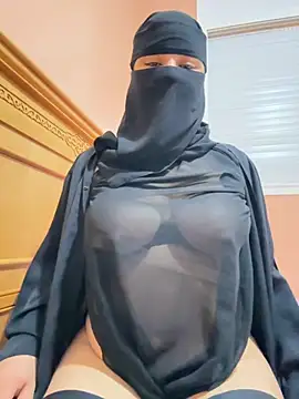  Laiali  online show from 09.15.25