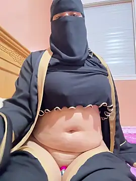  Laiali  online show from 10.19.25