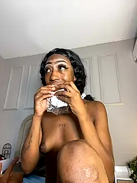 Anamonrroe online show from 11.19.25