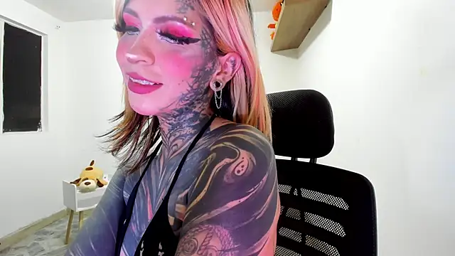 Nickidoll66- online show from 05.16.26