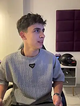 AdrianRinaldi online show from 01.11.26