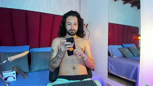 Hisoka 011 online show from 11.12.25