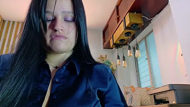 Jennifer Vega1 online show from 10.16.25