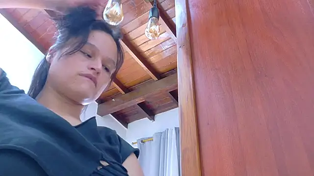 Jennifer Vega1 online show from 04.03.26