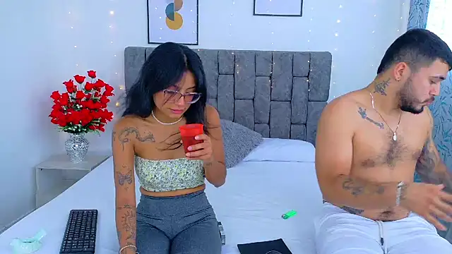 Soffia Konig  online show from 12.14.25