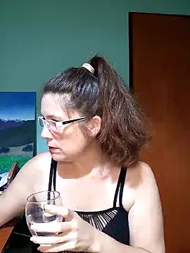 Snapshot of Merida2276 chatting on 10.25.25 Merida2276 online show from 10.25.25