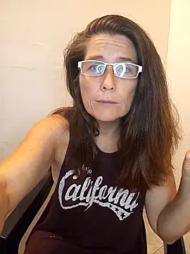 Snapshot of Merida2276 chatting on 12.03.25 Merida2276 online show from 12.03.25