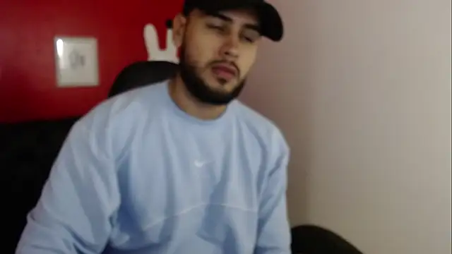 Snapshot of Marcus_Soler chatting on 11.20.25 Marcus Soler online show from 11.20.25