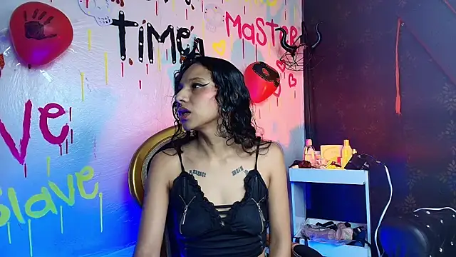 Snapshot of Sweettpleasure chatting on 11.07.25 Sweettpleasure online show from 11.07.25