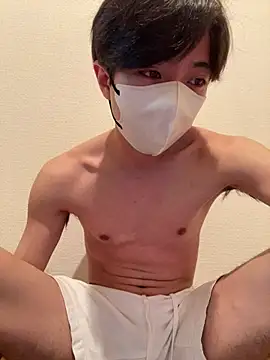 Yuma0718 online show from 04.26.26