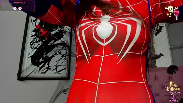 Snapshot of miel_latina chatting on 10.31.25 miel latina online show from 10.31.25