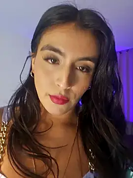 AliishaPss online show from 11.15.25