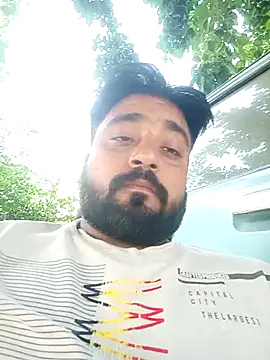 Snapshot of Raju_fuckerr chatting on 10.24.25 Raju fuckerr online show from 10.24.25