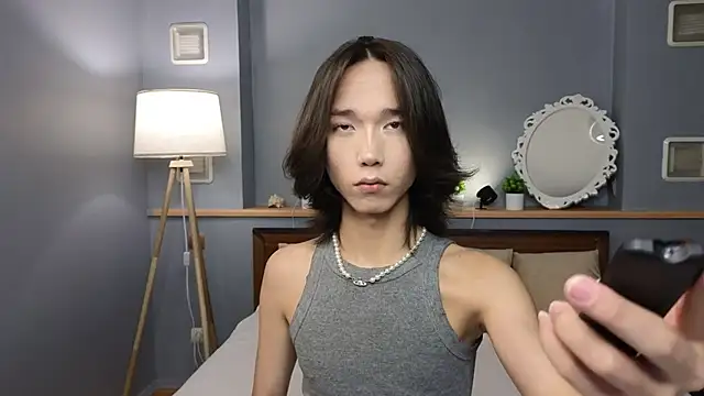 okerriella online show from 10.02.25