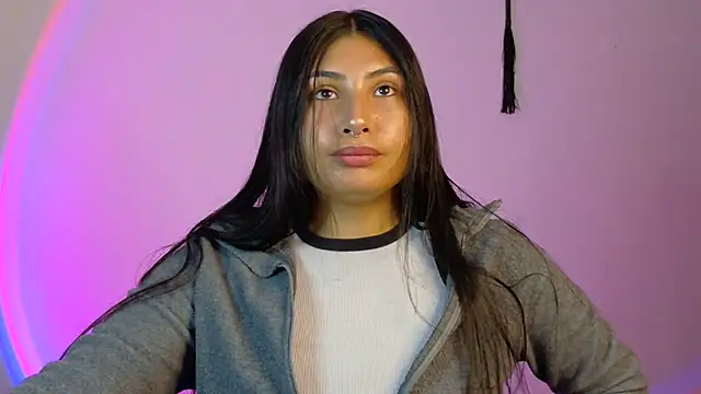 Snapshot of Linda_andrew chatting on 02.23.26 Linda andrew online show from 02.23.26