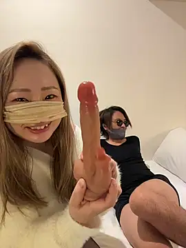 POMUPOMUPURIN2 online show from 12.23.25