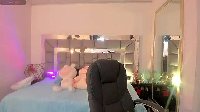 im Lorena online show from 09.22.25