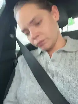 Snapshot of Wildmaca chatting on 11.06.25 Wildmaca online show from 11.06.25