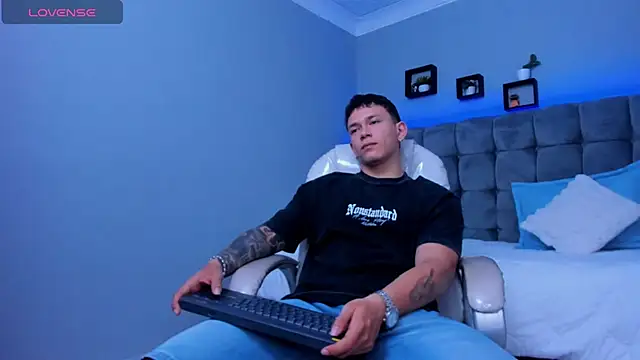 Thomas moon online show from 11.27.25