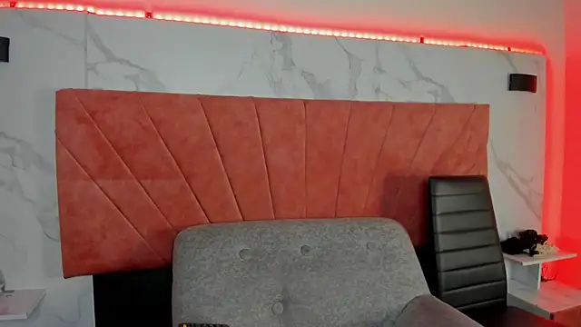 HellAndDante  online show from 02.12.26