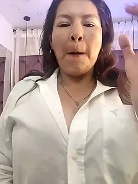 Snapshot of Sussan__ chatting on 10.06.25 Sussan online show from 10.06.25