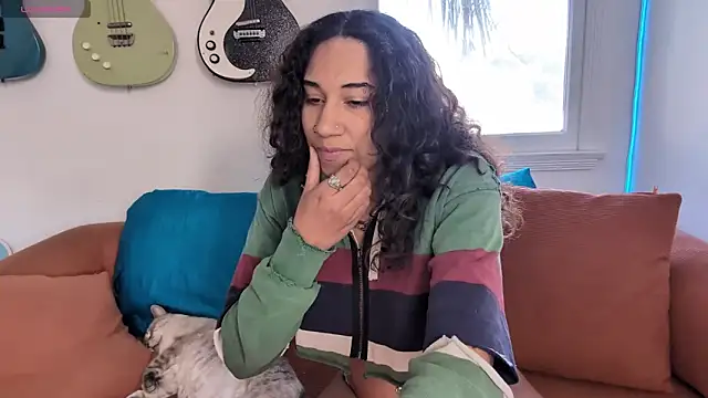 Snapshot of onlystrings chatting on 02.07.26 onlystrings online show from 02.07.26