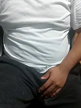 Snapshot of Hotknight chatting on 09.29.25 Hotknight online show from 09.29.25