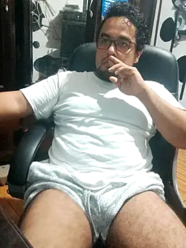 Snapshot of Hotknight chatting on 10.05.25 Hotknight online show from 10.05.25