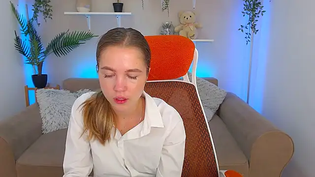 Spicy Lexi online show from 09.09.25