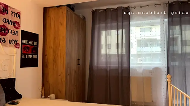 ScarlettSmithX online show from 04.21.26