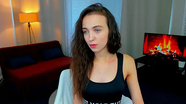 EllaSteele online show from 10.07.25